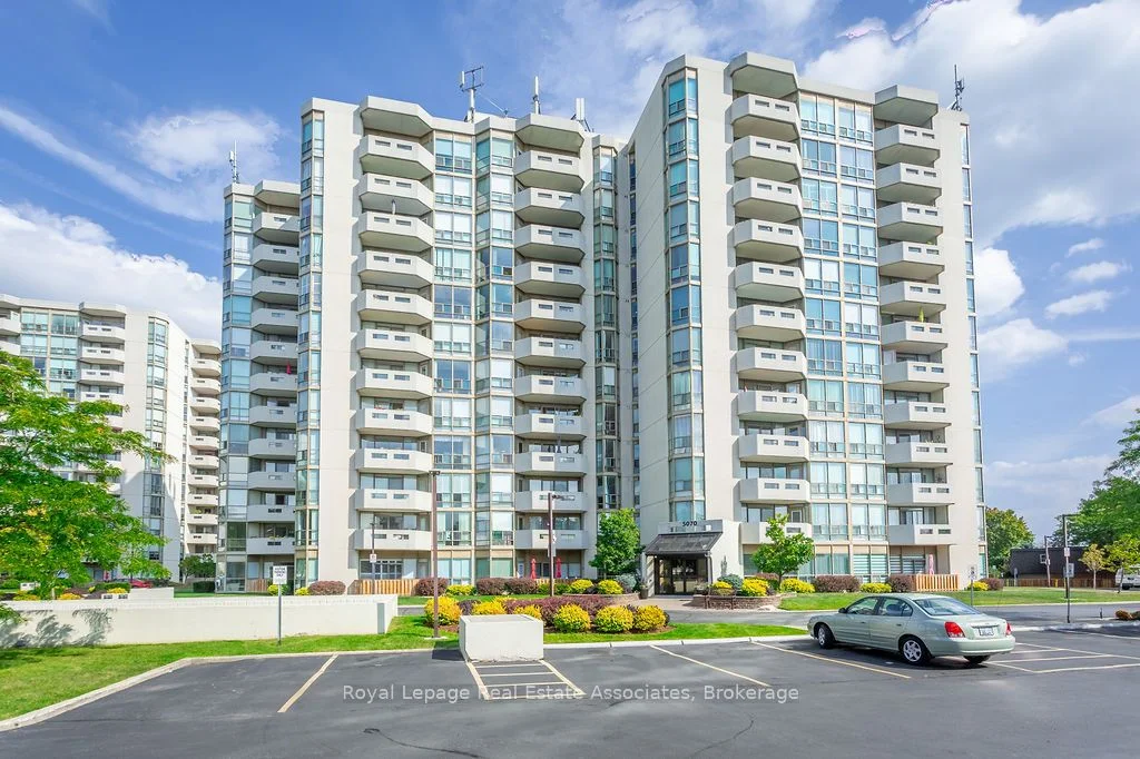 5070 Pinedale Avenue 203, Burlington, ON L7L 5V6