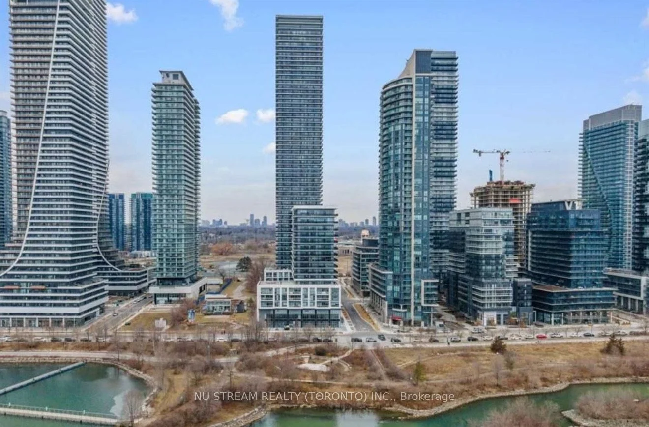 38 Annie Craig Drive 808, Toronto W06, ON M8V 0G9