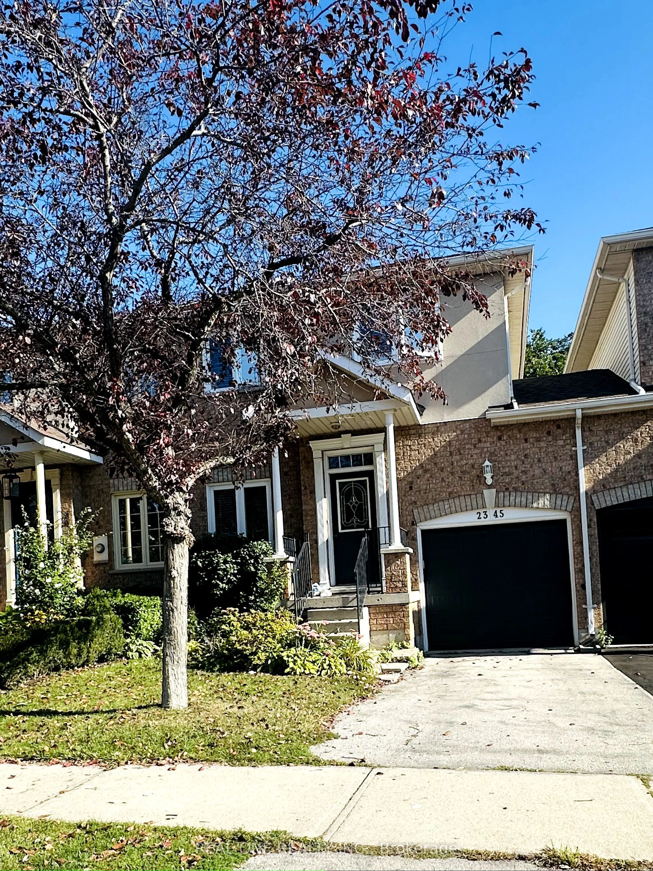 2345 Dalebrook Drive, Oakville, ON L6H 6K2