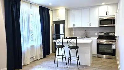Triplex in Toronto