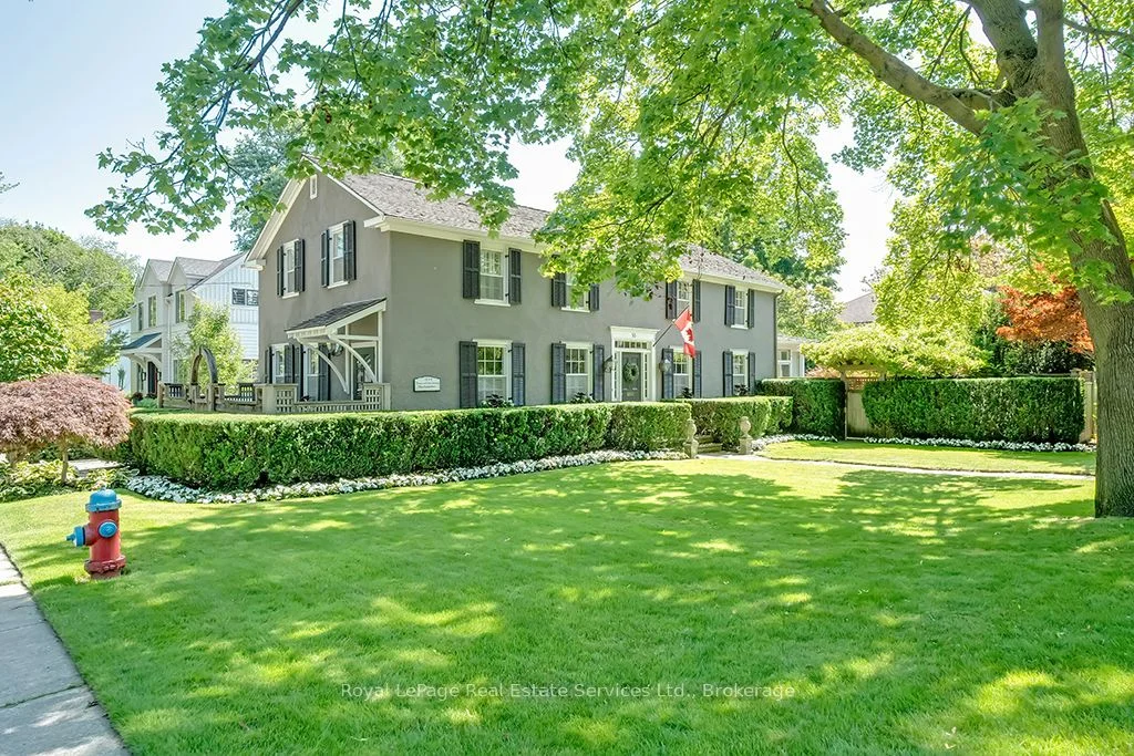 53 Thomas Street, Oakville, On L6j 3a2