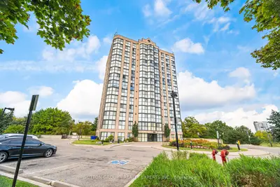 Condo Apartment in Toronto