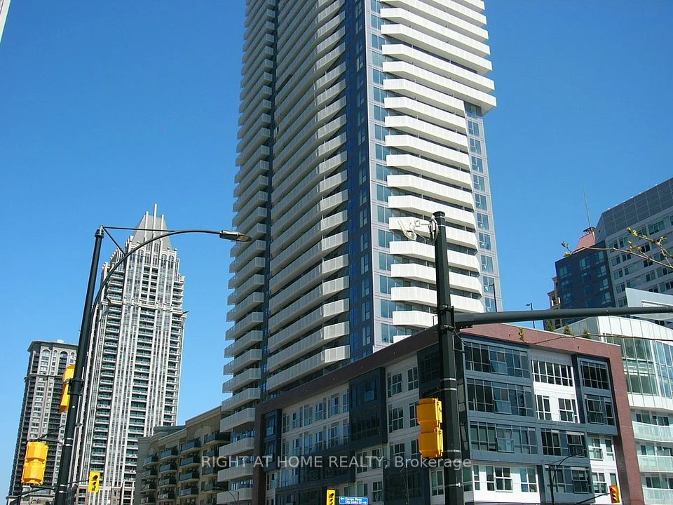 4065 Confederation Parkway 911, Mississauga, ON L5B 0L4