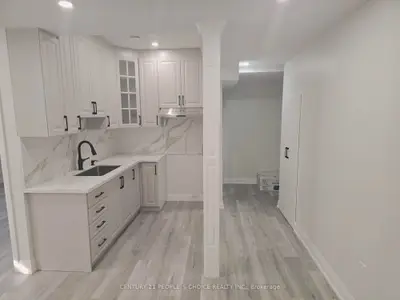Detached in Oakville