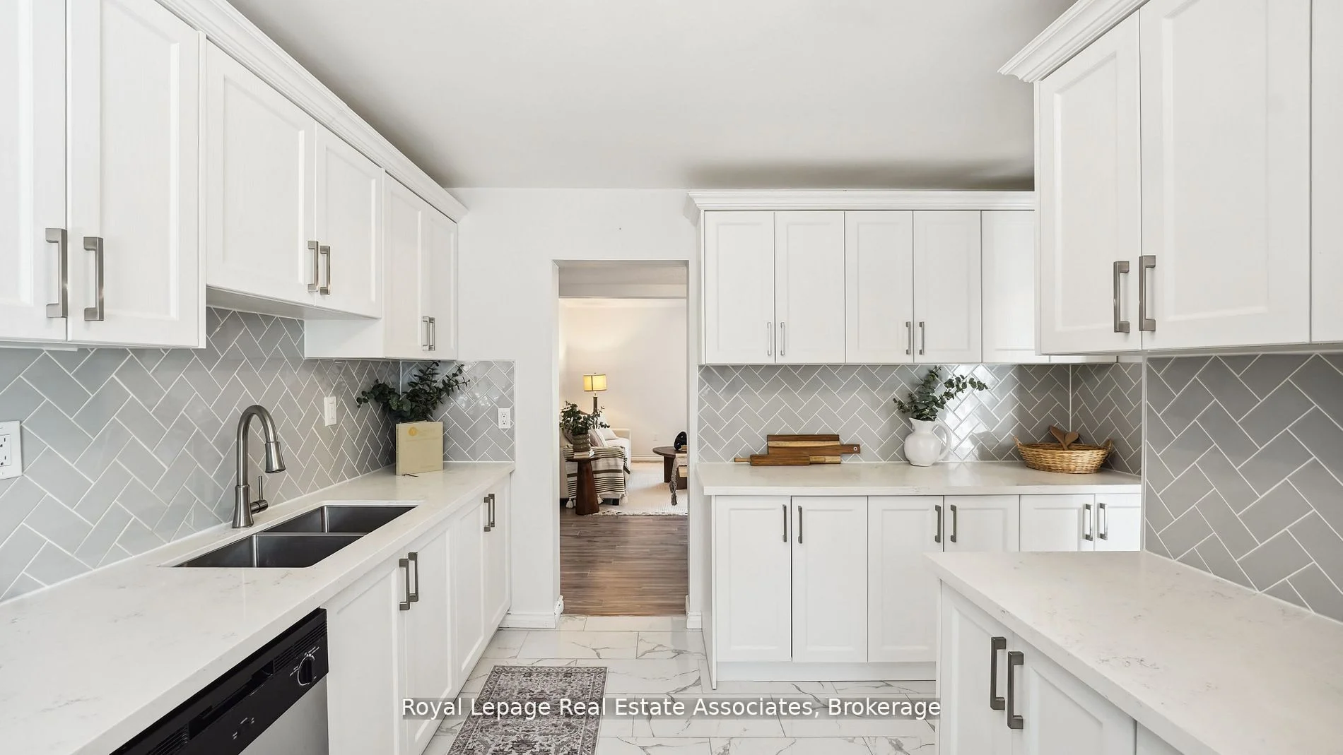 6855 Glen Erin Drive 20, Mississauga, ON L5N 1P6