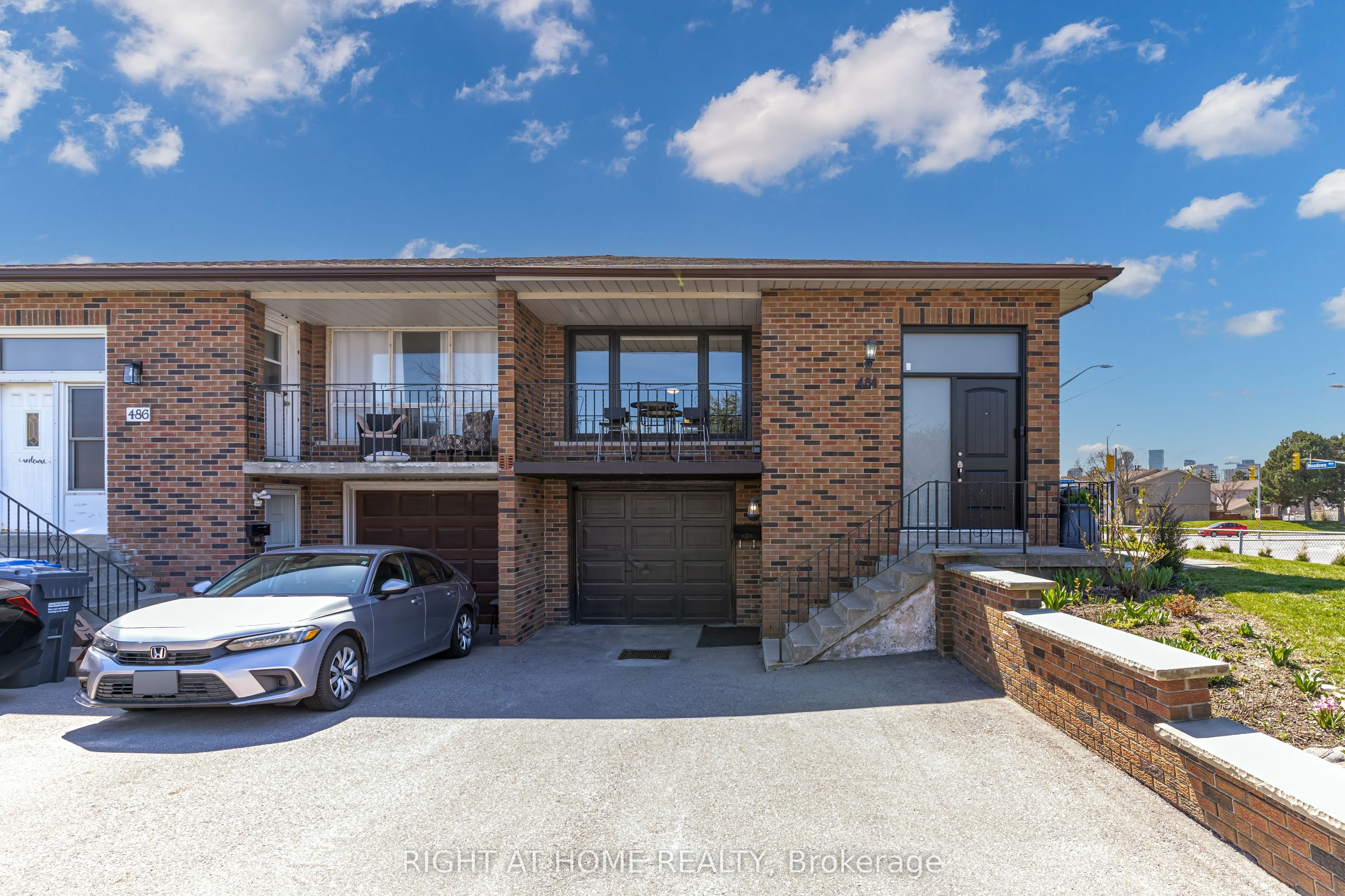 484 Kelvedon Mews, Mississauga, On L4z 1g4