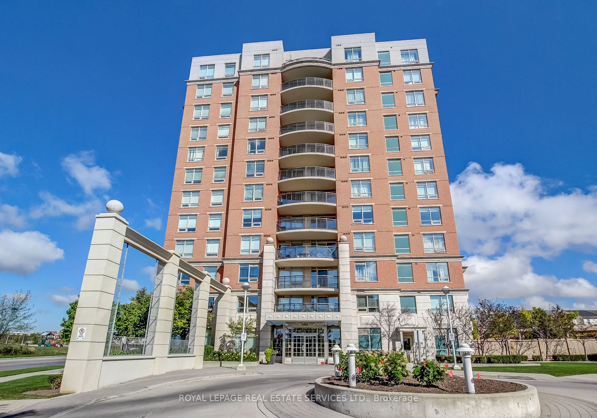 2365 Central Park Drive 702, Oakville, On L6h 0c7
