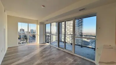 Condo Apartment in Mississauga