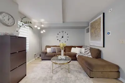 Condo Townhouse in Toronto