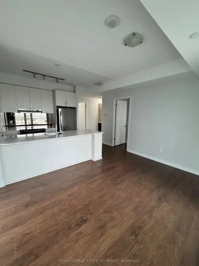 Co-op Apartment in Mississauga