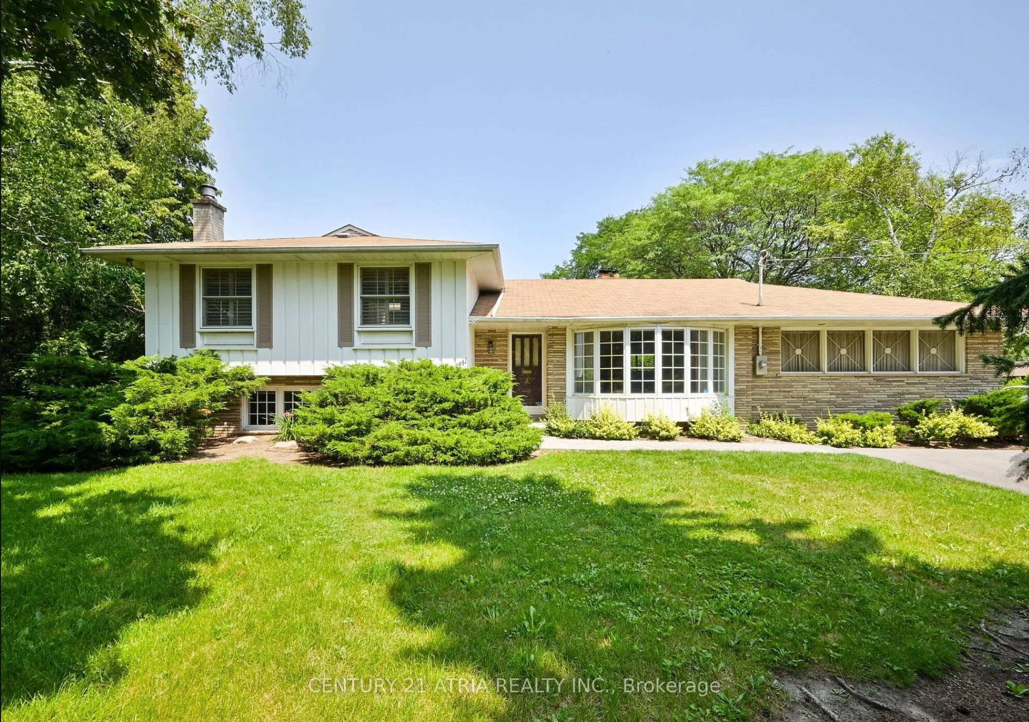 1441 Clarkson Road N Upper Level, Mississauga, ON L5J 2W7