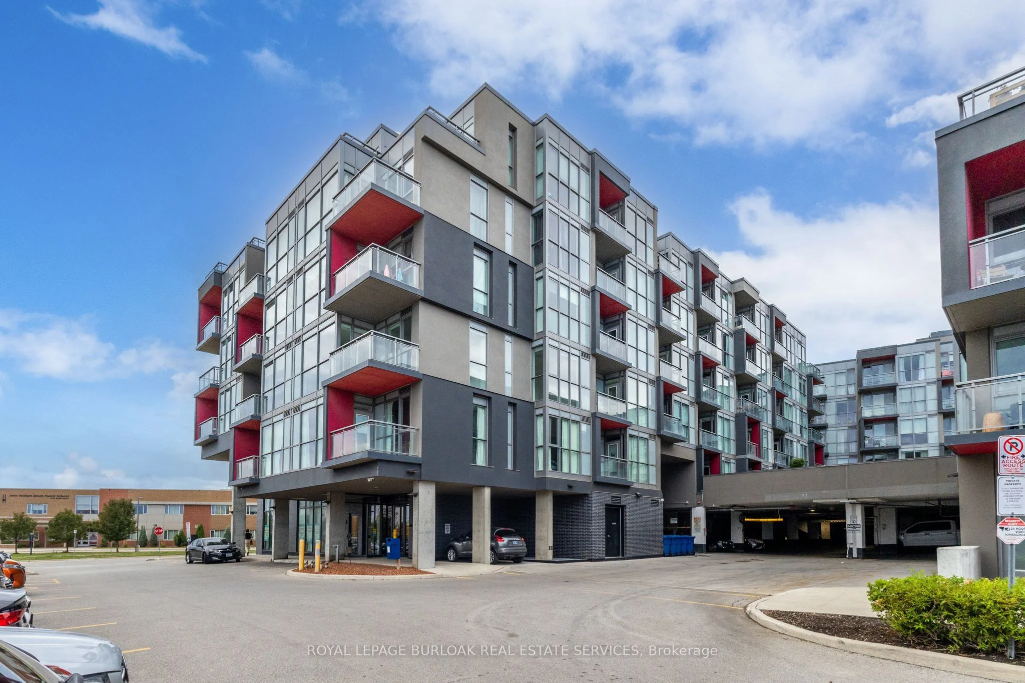 5220 Dundas Street D314, Burlington, ON L7L 0J4