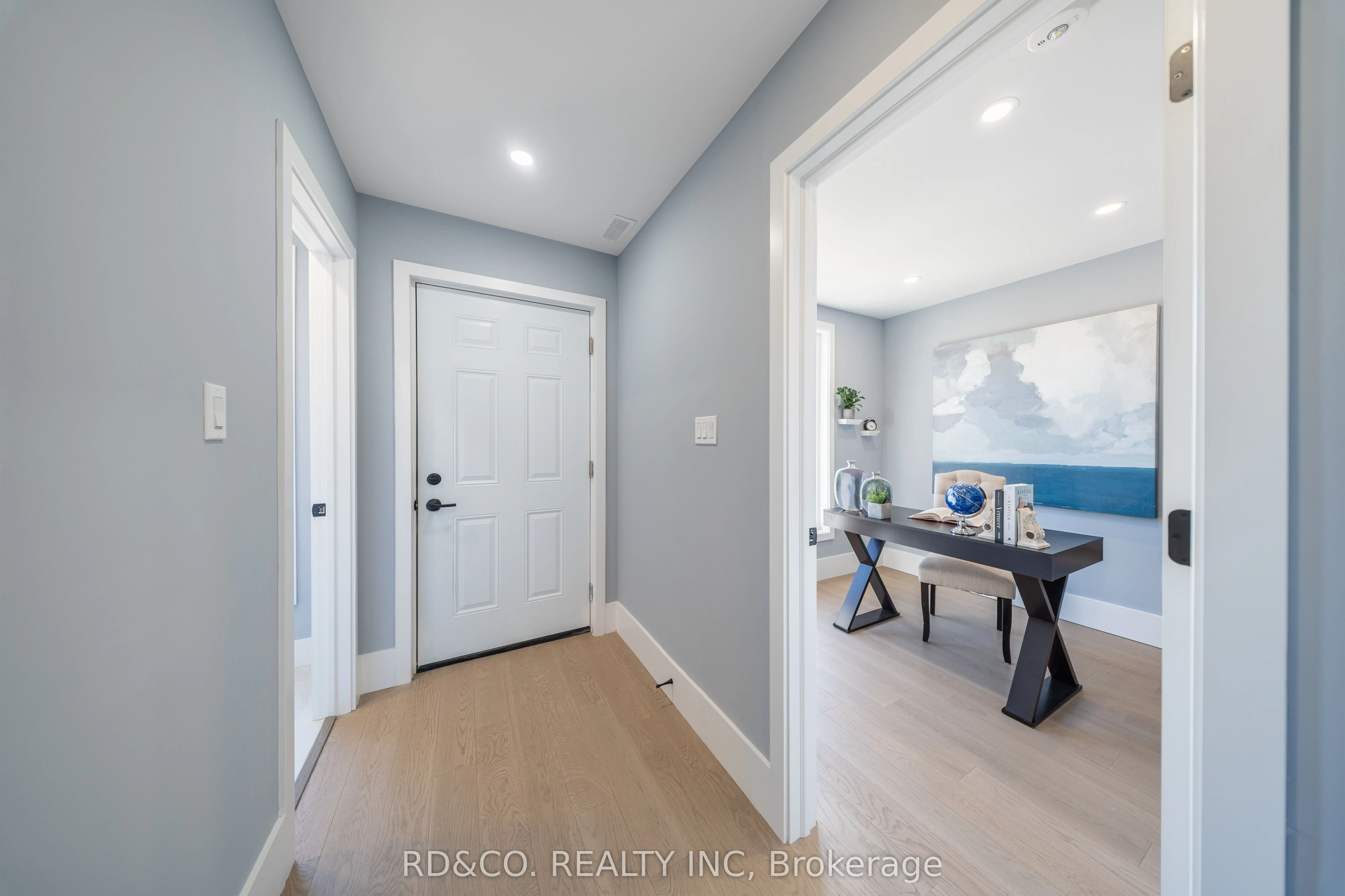 82 Pritchard Unit 1 Avenue, Toronto W03, ON M6N 1T3