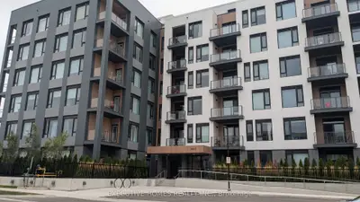 Condo Apartment in Milton