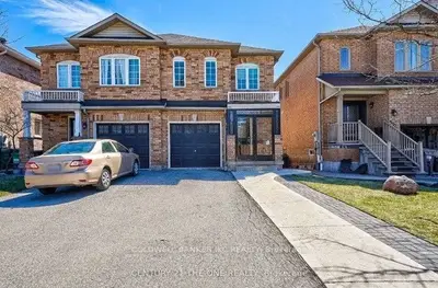 Semi-Detached in Mississauga