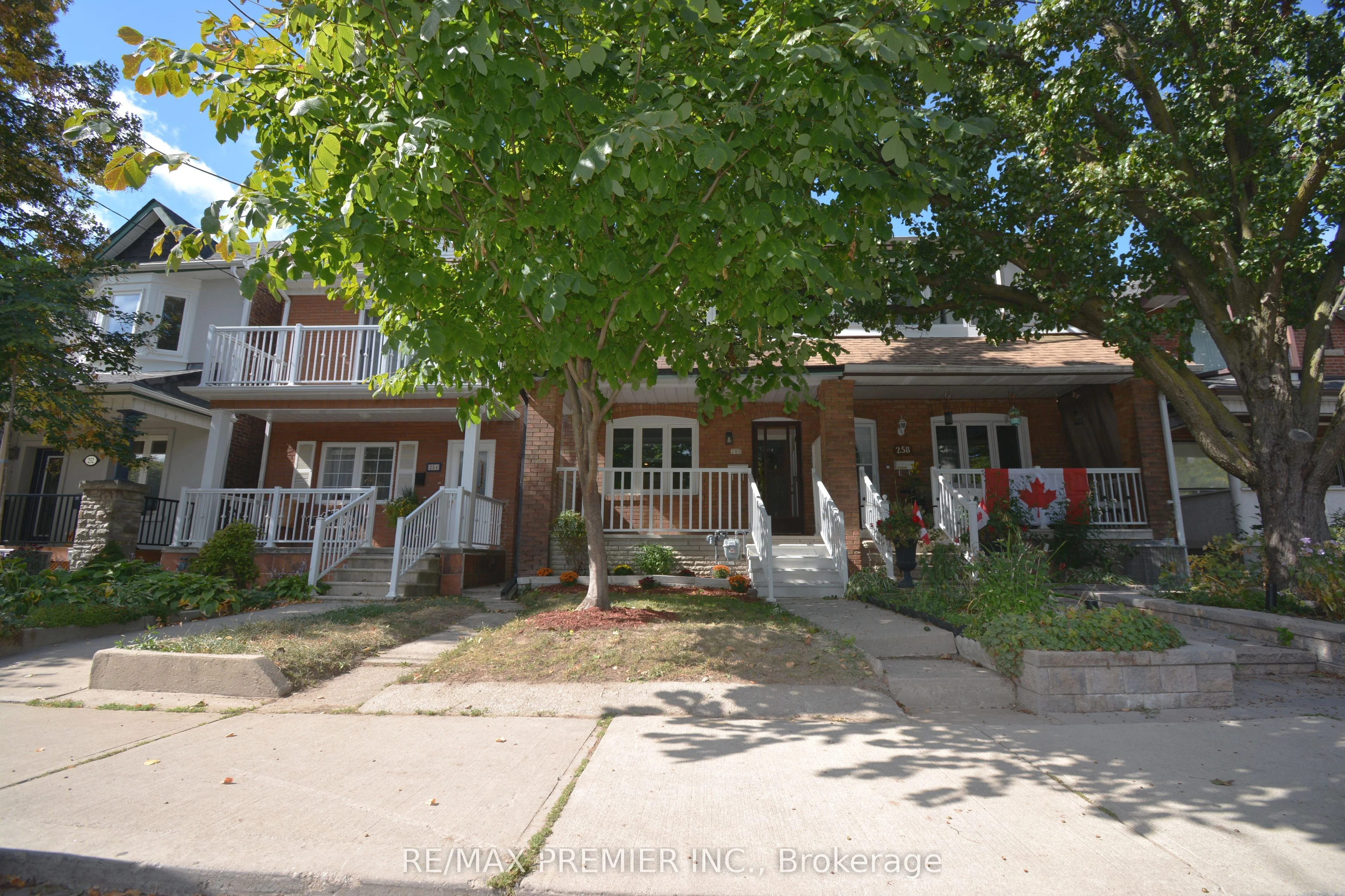 256 Harvie Avenue, Toronto W03, ON M6E 4K6
