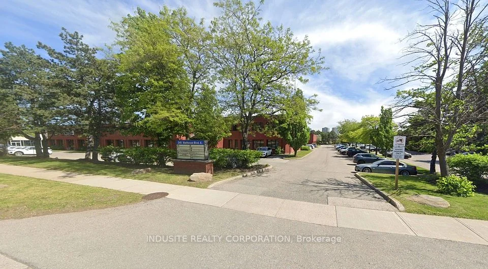 245 Matheson Boulevard E 12, Mississauga, ON L4W 2S6