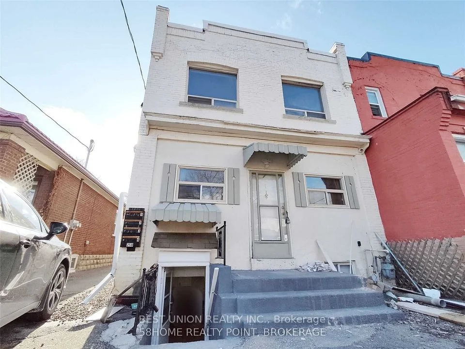 250 Sixth Street unit 1, Toronto W06, ON M8V 3A7