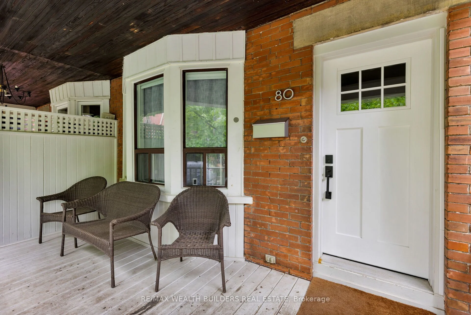 80 Marion Street Main, Toronto W01, ON M6R 1E7