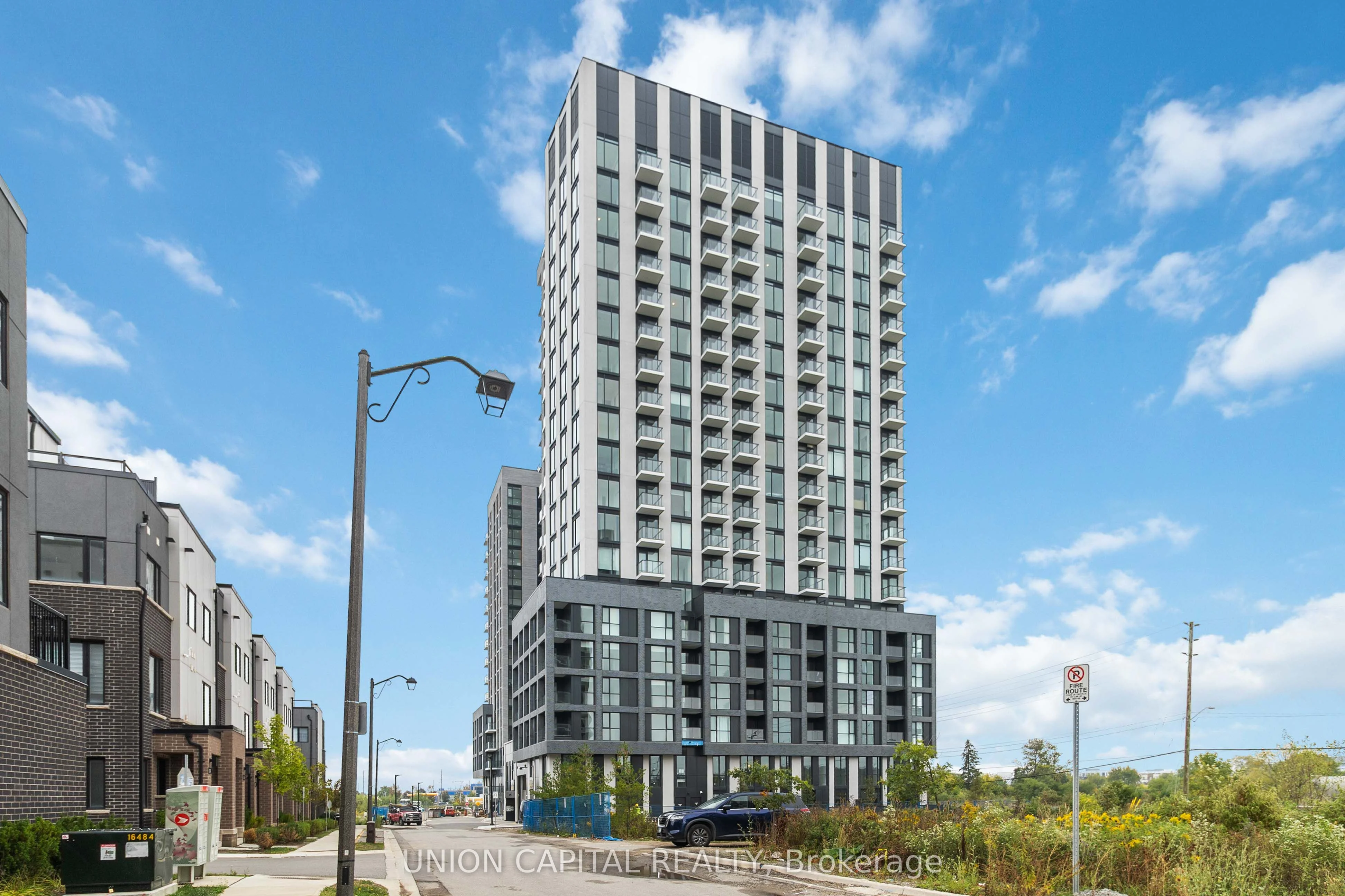 3079 Trafalgar Road 1605, Oakville, ON L6H 8C5