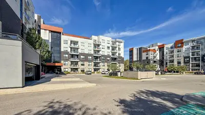 Condo Apartment in Burlington
