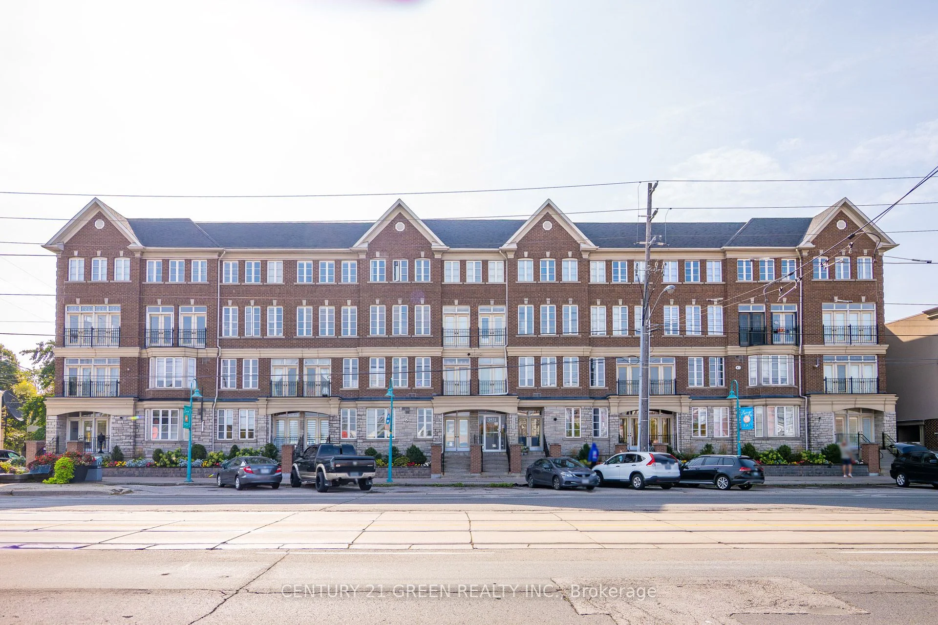 3531 Lake Shore Boulevard W 316, Toronto W06, ON M8W 1P4
