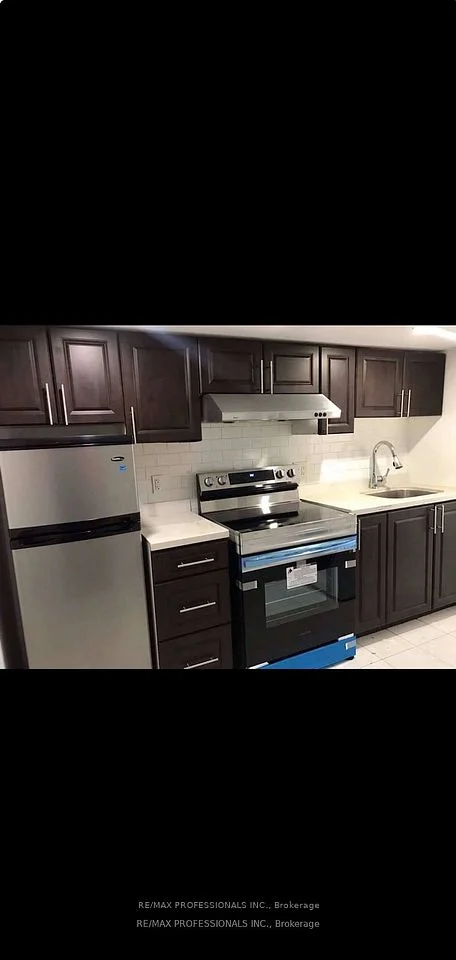 26 Coronado Court BSMT, Toronto W05, ON M9M 1S7