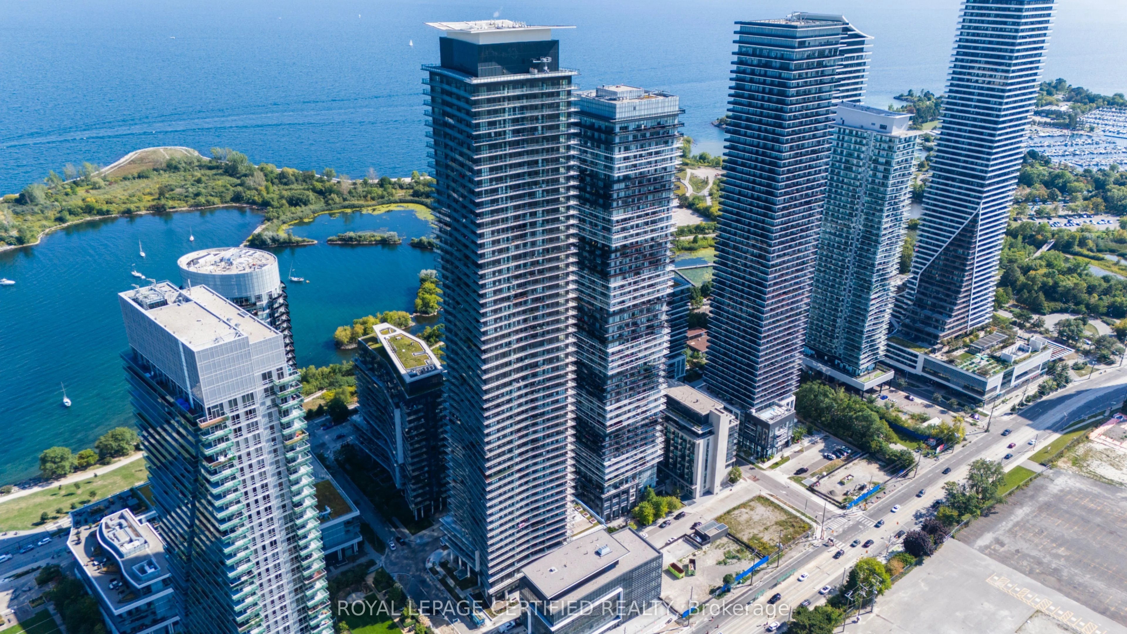 38 S Annie Craig Drive S 2108, Toronto W06, ON M8Z 0B4