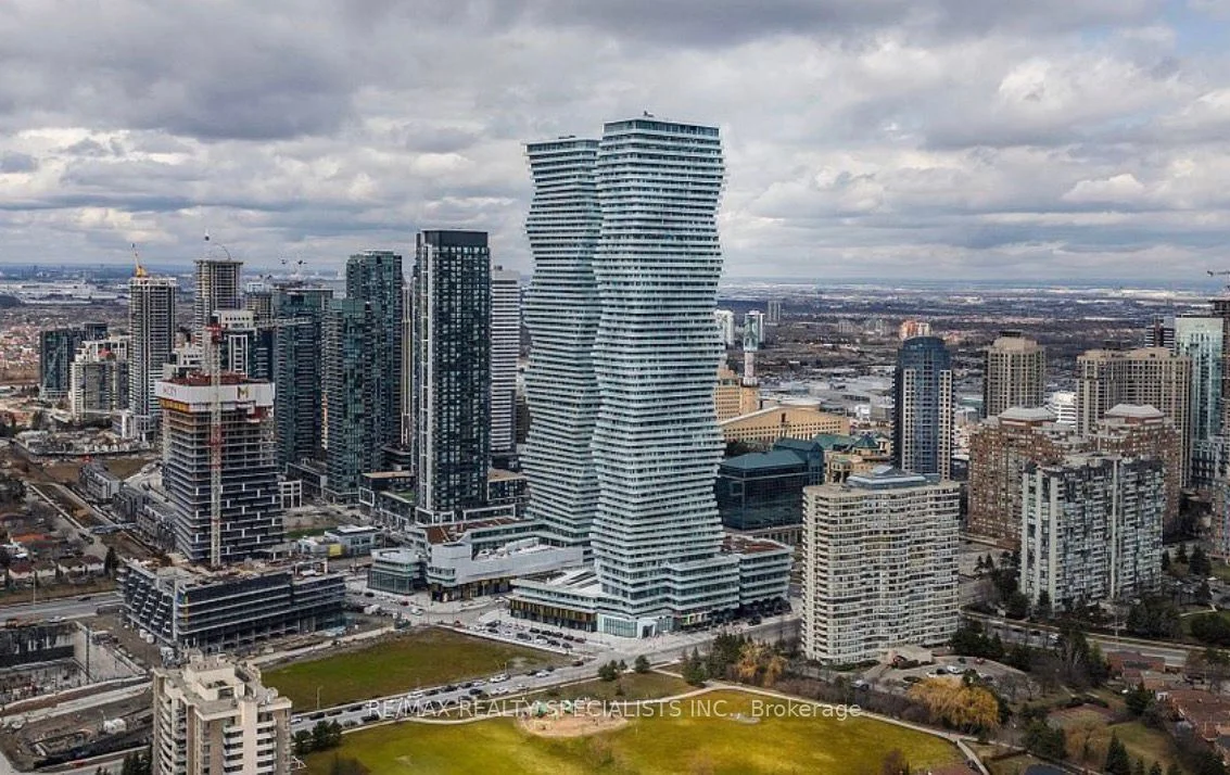 3876 Confederation Parkway, Mississauga, ON L5B 0N1