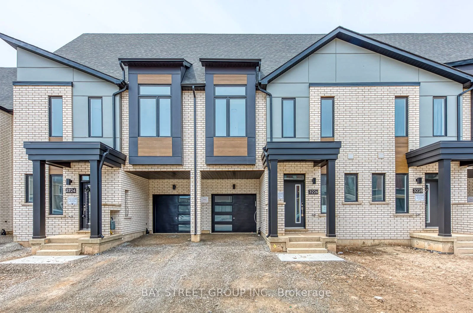 3226 Crystal Drive, Oakville, On L6m 5s8