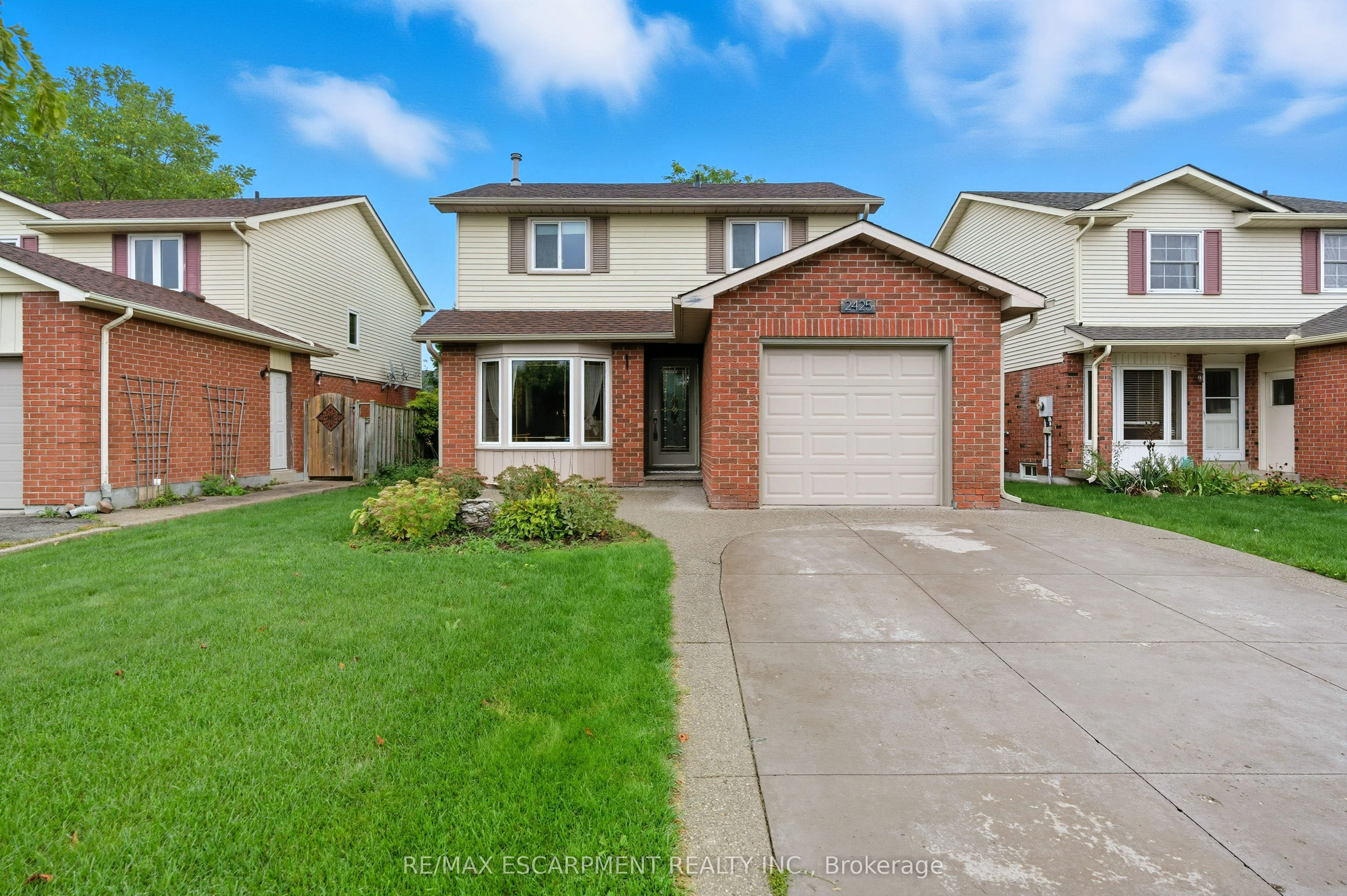 Detached in Burlington