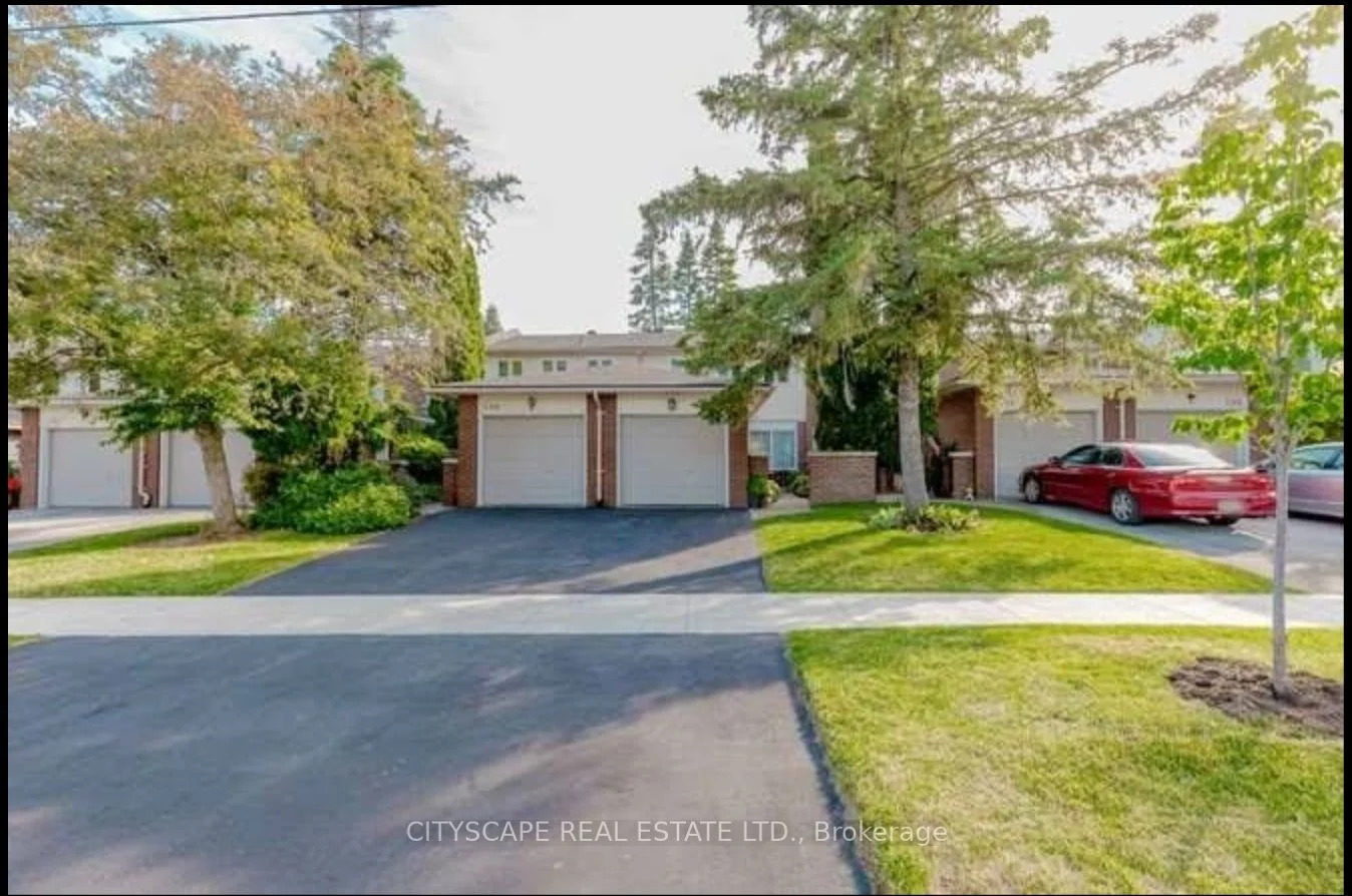 152 Kenwood Avenue, Burlington, ON L7L 4L7