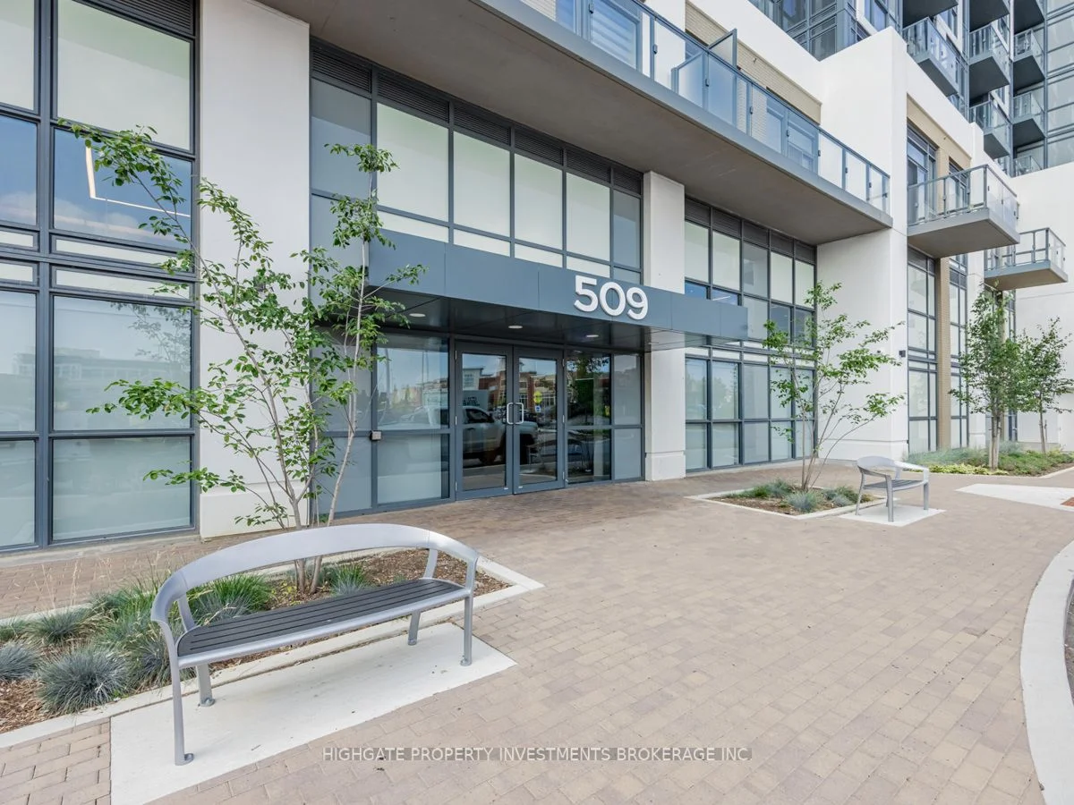 509 Dundas Street 403, Oakville, On L6m 4m2