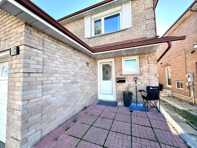 Detached in Toronto
