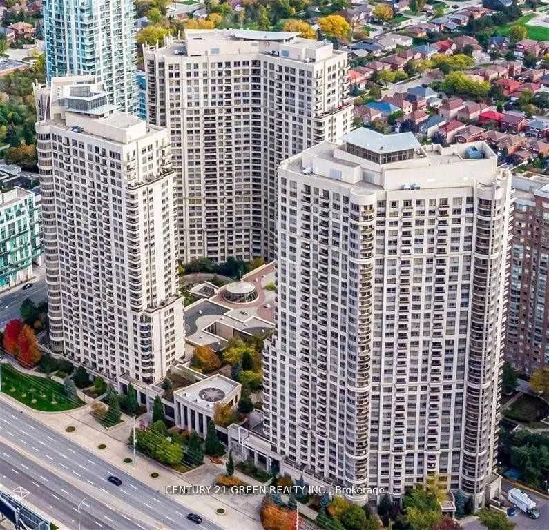 3888 Duke Of York Boulevard 2726, Mississauga, On L5b 4p5