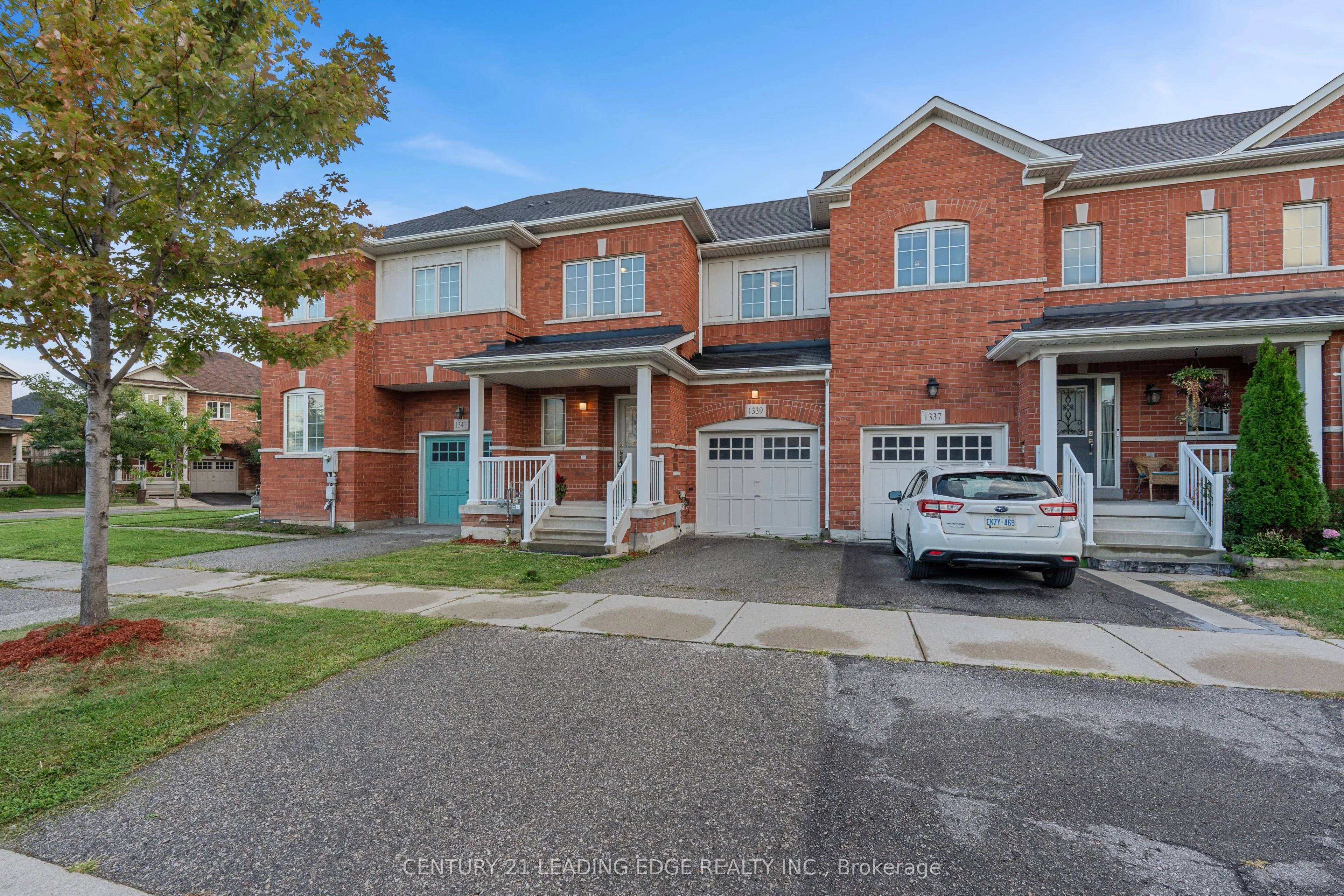 Att/Row/Townhouse in Milton
