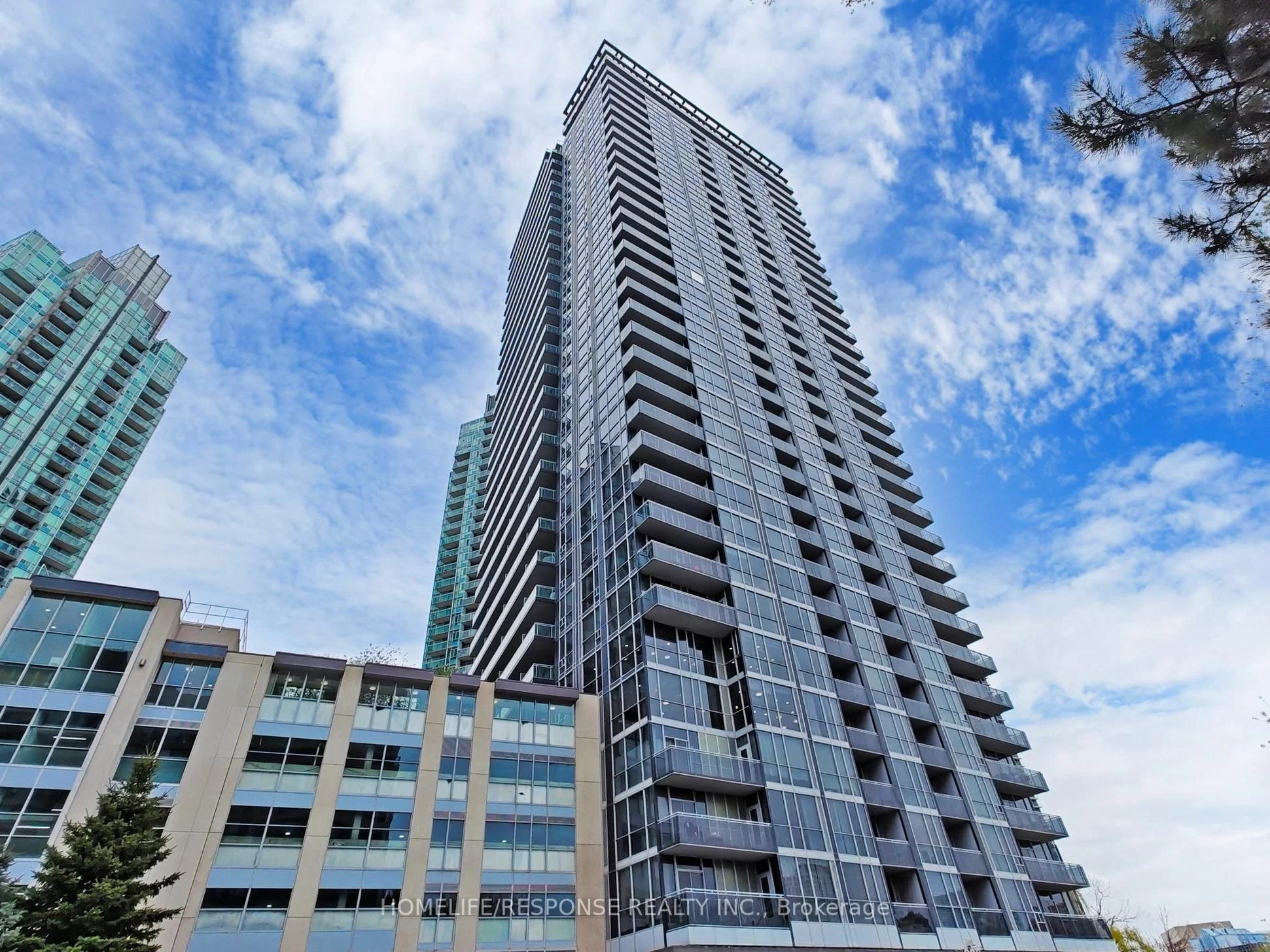 223 WEBB Drive 2301, Mississauga, ON L5B 0E8