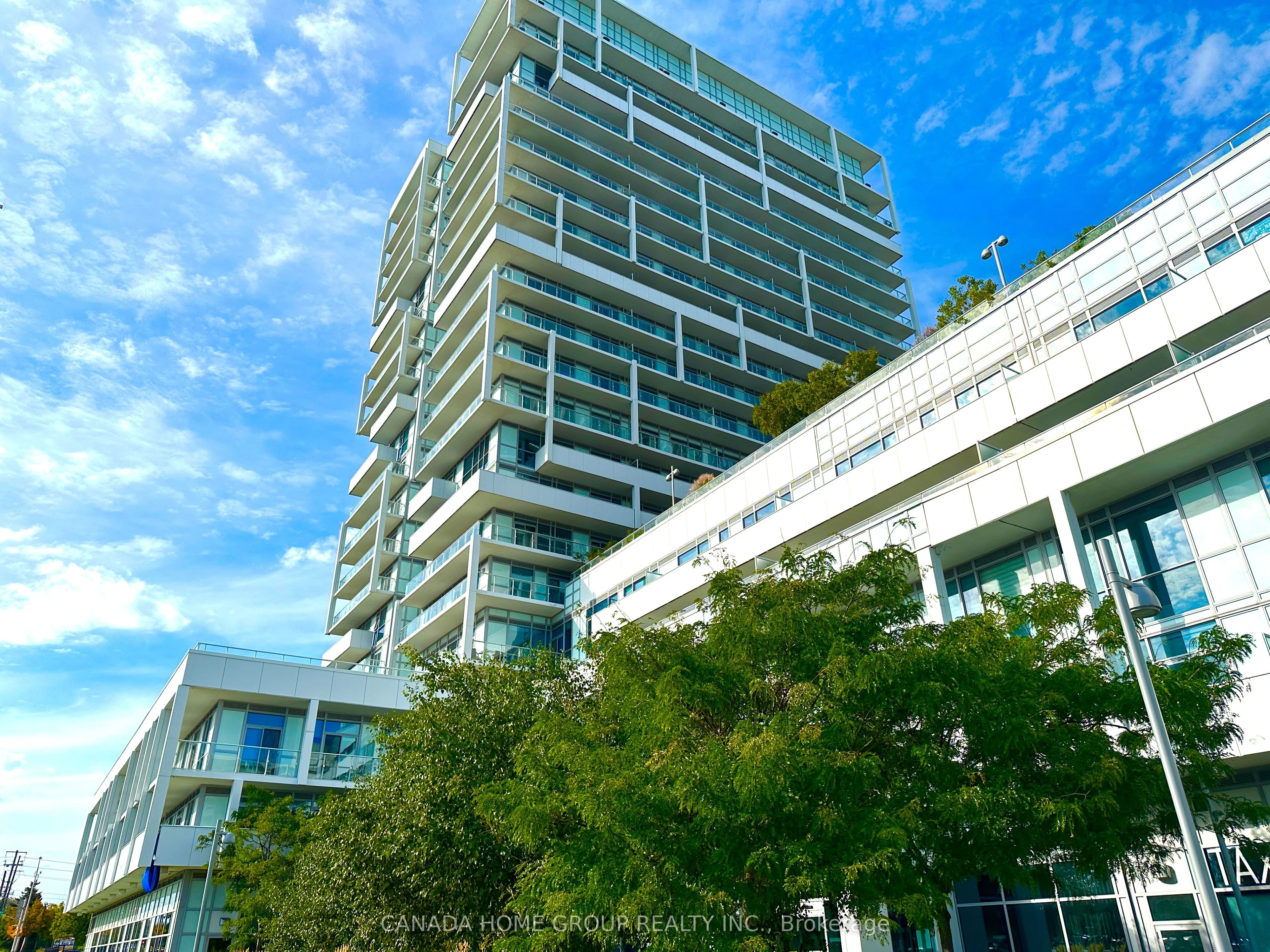 65 Speers Road 1410, Oakville, ON L6K 0J1