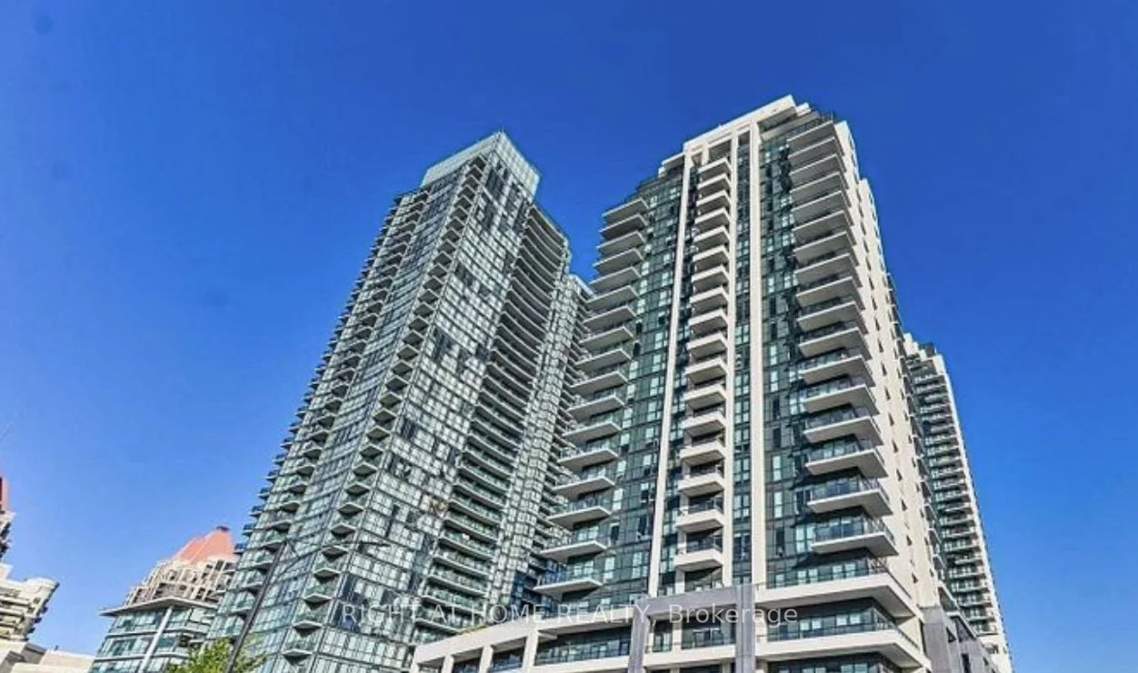 4085 Parkside Village Drive 1704, Mississauga, ON L5B 0K8