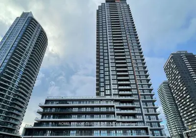 Condo Apartment in Mississauga