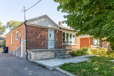 Detached in Toronto