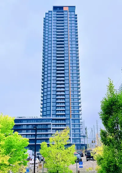 Condo Apartment in Mississauga