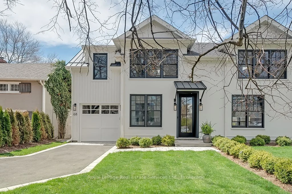 Att/Row/Townhouse in Oakville