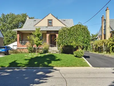 Detached in Toronto