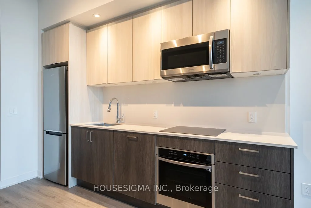 1928 Lake Shore Boulevard W 1601, Toronto W01, ON M6S 0B1