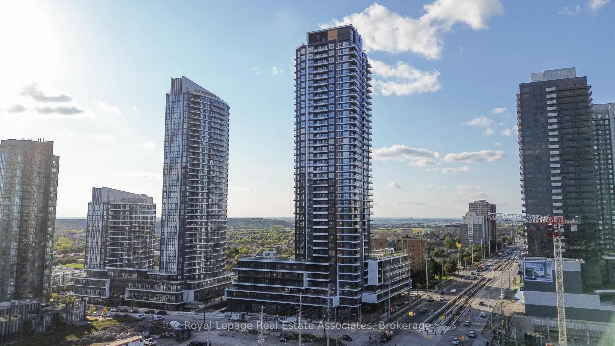 15 Watergarden Drive 220, Mississauga, ON L5R 0H4