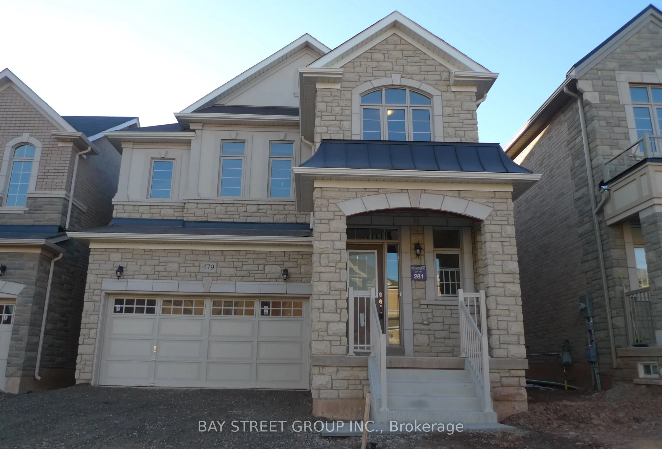 479 Grindstone Trail, Oakville, ON L6H 0S6