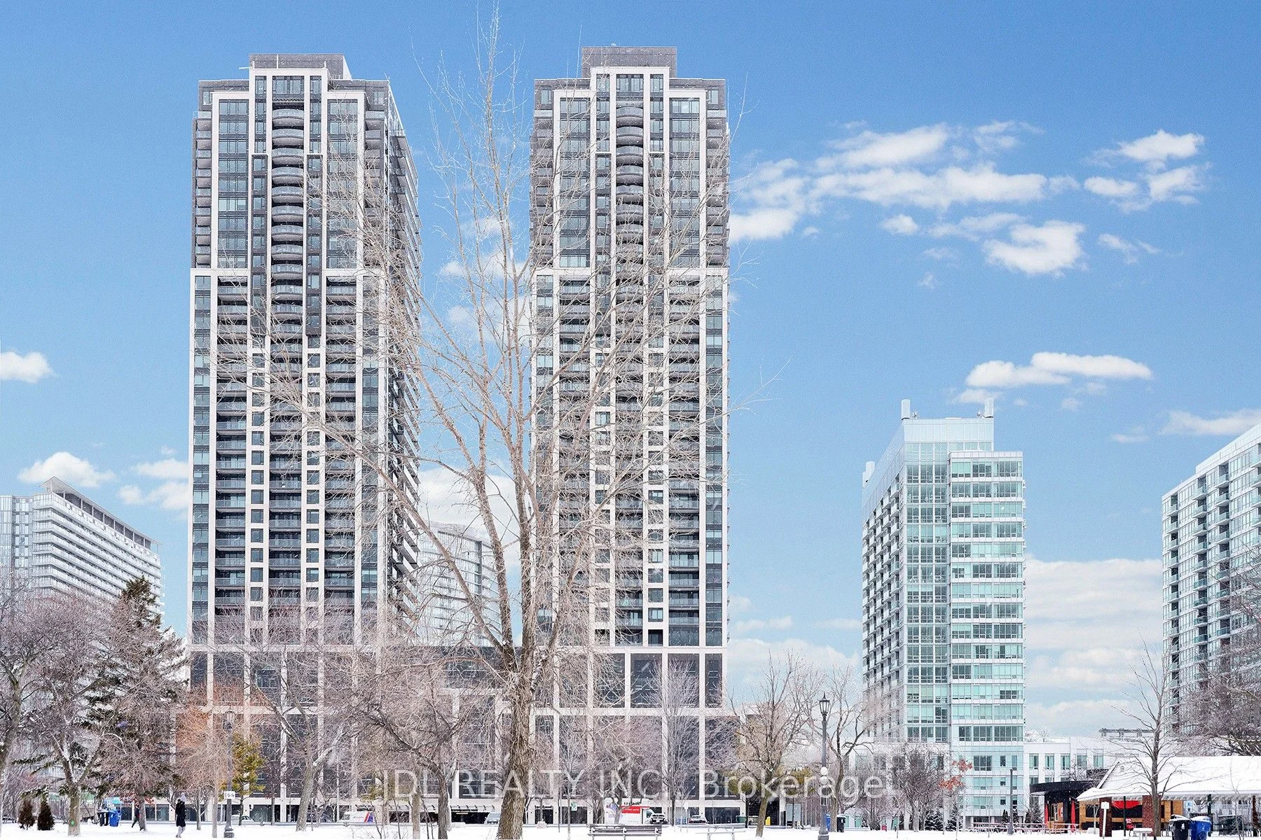 1926 Lake Shore Boulevard W 3615, Toronto W01, ON M6S 1A1