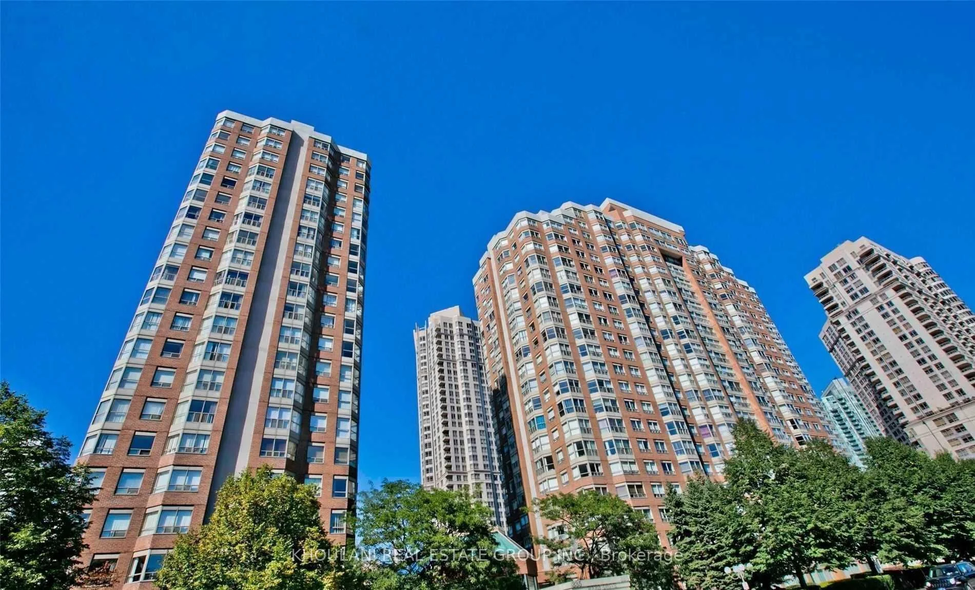 335 Webb Drive 402, Mississauga, ON L5B 4A1