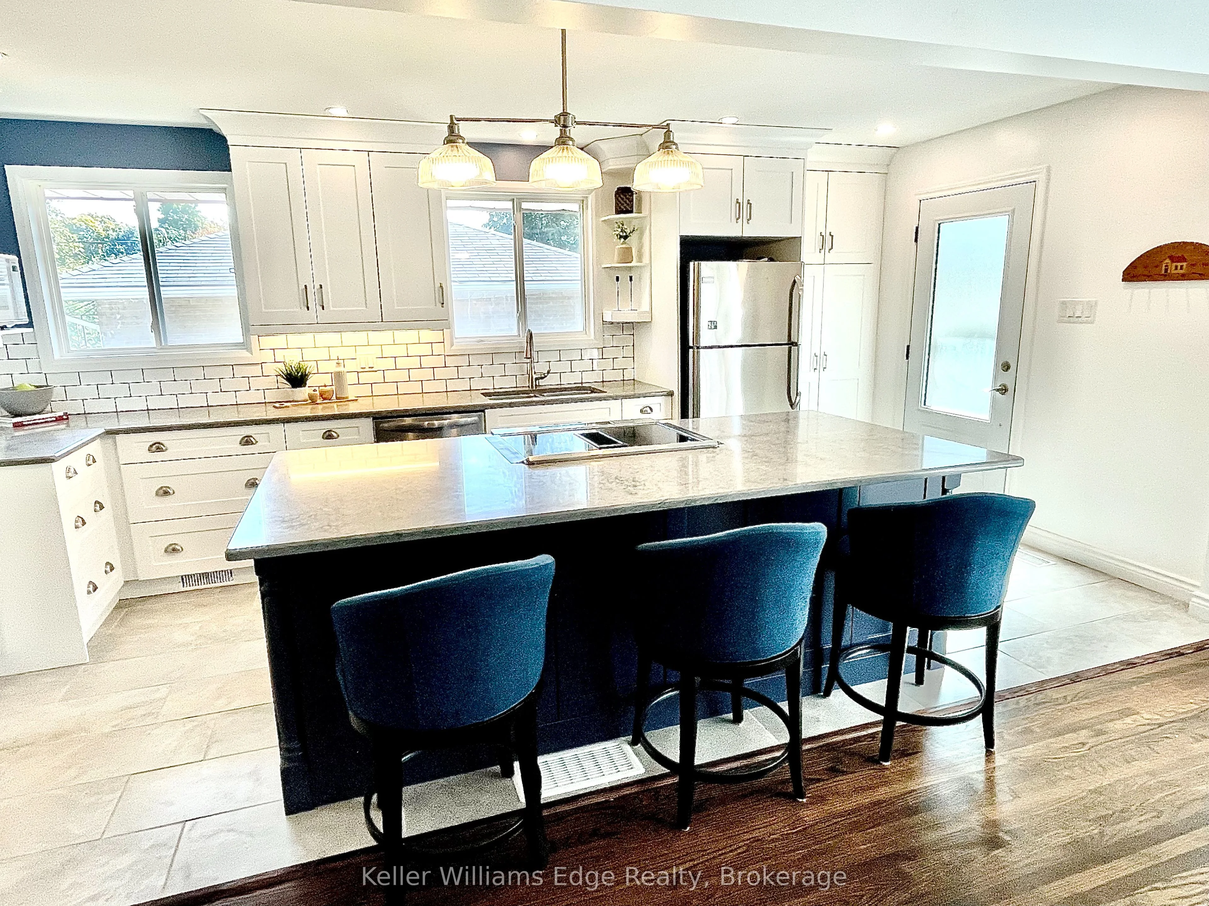 93A Dawson Road, Orangeville, ON L9W 2W7